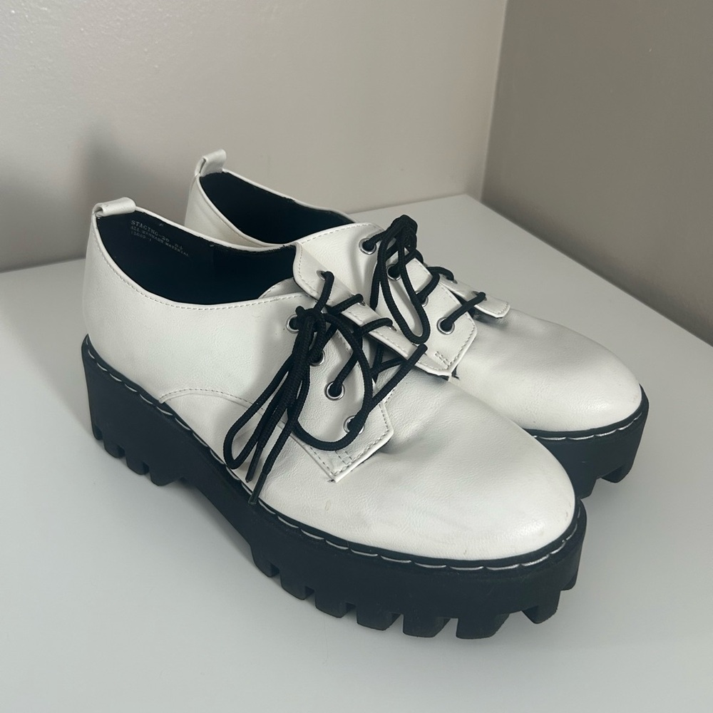 Bamboo White Chunky Platform Lace Up Oxford Shoes Lug Sole